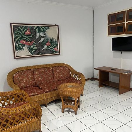 סיאטר Hotel Puspa Sari מראה חיצוני תמונה